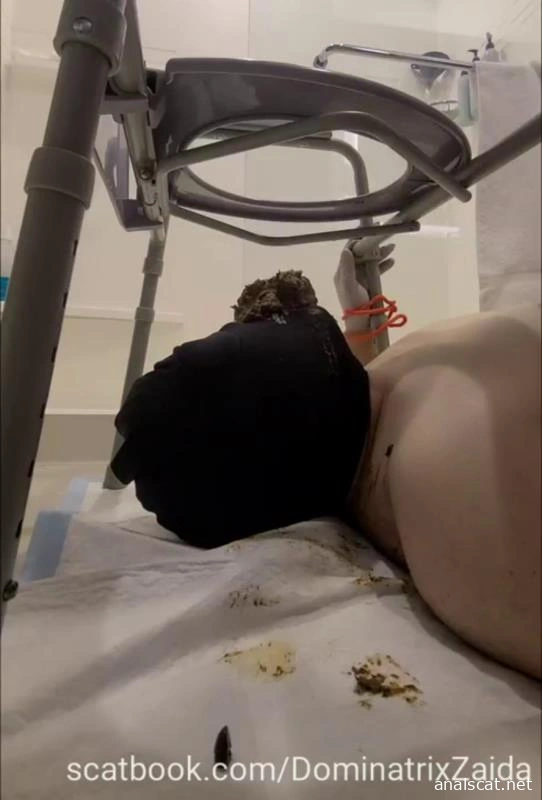 Feeding 2 - DOMINATRIX ZAIDA (2025 | SD)