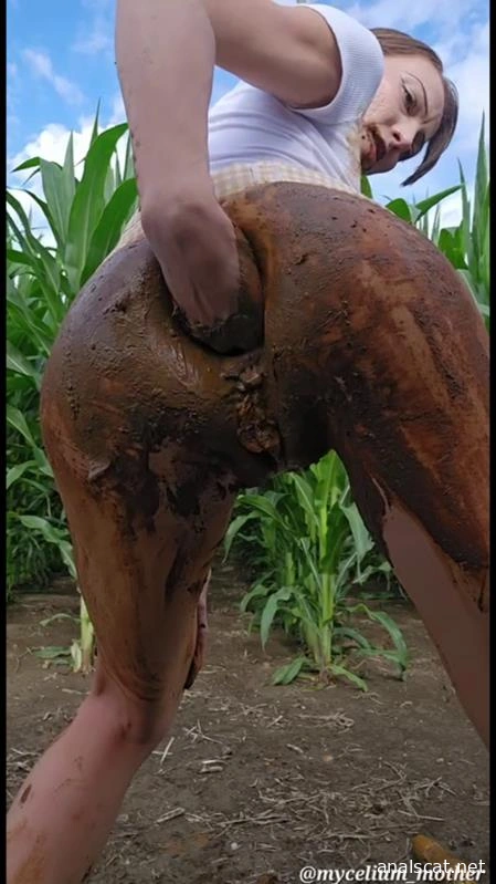 The A-maize-ing Mycelium mother - Mycelium Mother (2025 | SD)