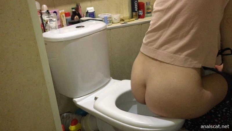 Thick piles of poops - Markovna (2026 | UltraHD/4K)