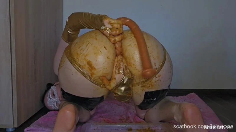 I have a meter of Dildo in my ass (2026 | FullHD)