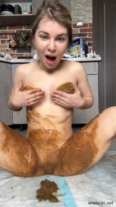 Dirty pantyhose and body - Misty Phoenix (2026 | SD)