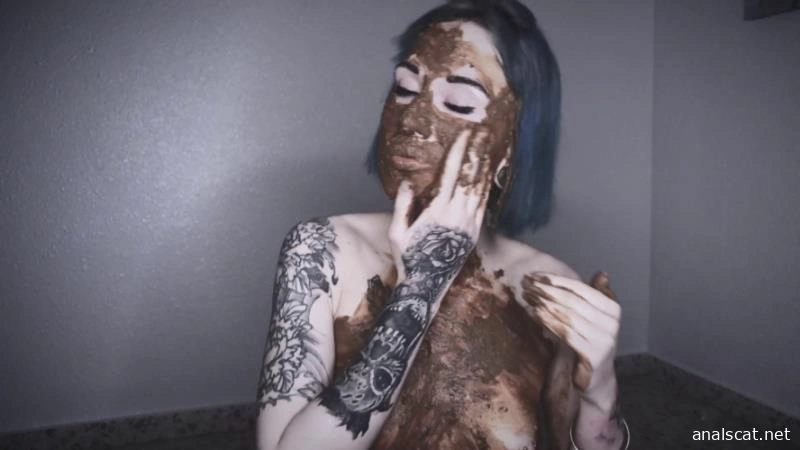 Really Dirty Girl with SHIT (2026 | FullHD)