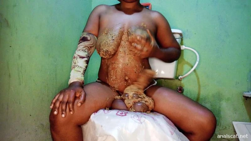 Ebony Goddess Smears Monster Shit All Over Her Body P1 (2026 | FullHD)