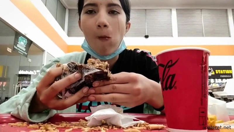 She Eats A Scat Burger 006b38b (2026 | HD)