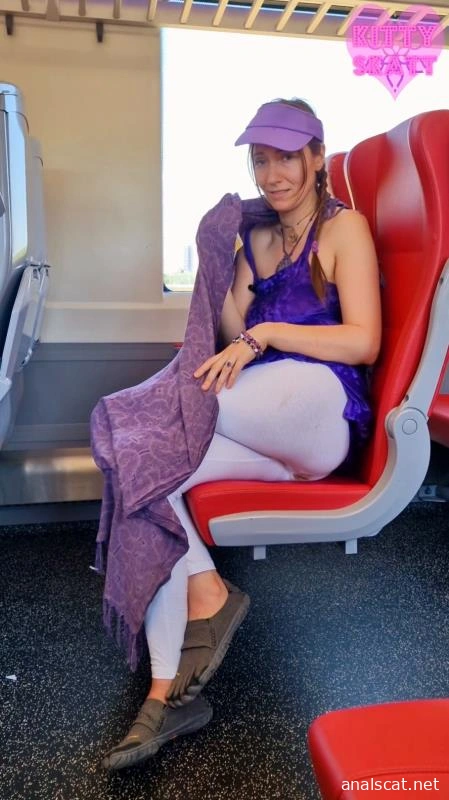 Public Crowded Train Shit in White Leggings - Kitty Skatt (2026 | SD)